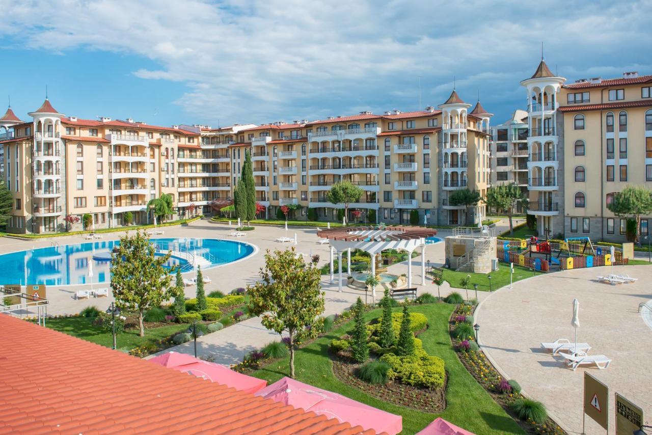 Royal Sun Apartments Pantai Sunny Luaran gambar