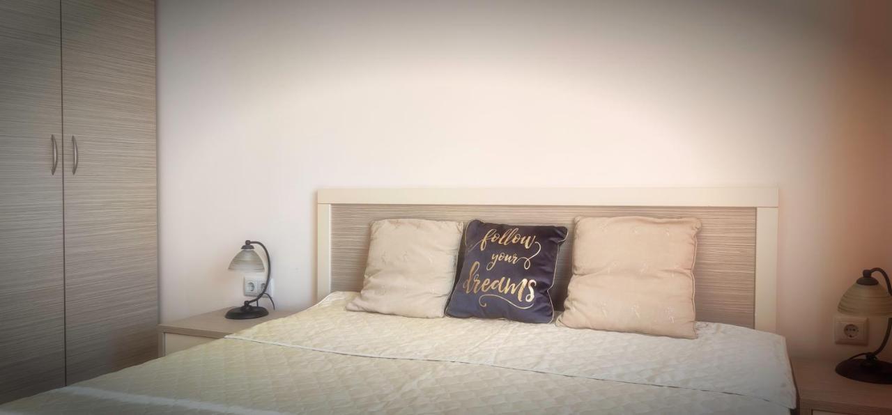 Royal Sun Apartments Pantai Sunny Luaran gambar
