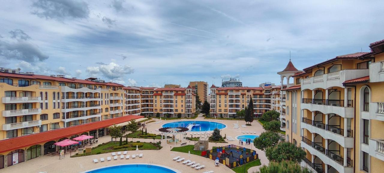 Royal Sun Apartments Pantai Sunny Luaran gambar