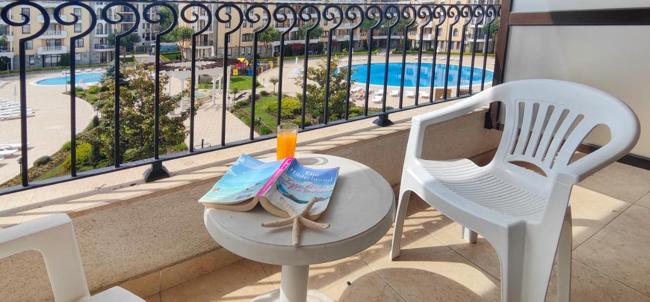 Royal Sun Apartments Pantai Sunny Luaran gambar