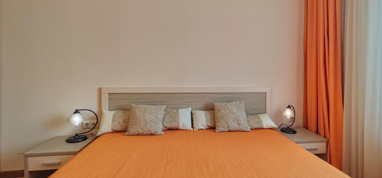 Royal Sun Apartments Pantai Sunny Luaran gambar