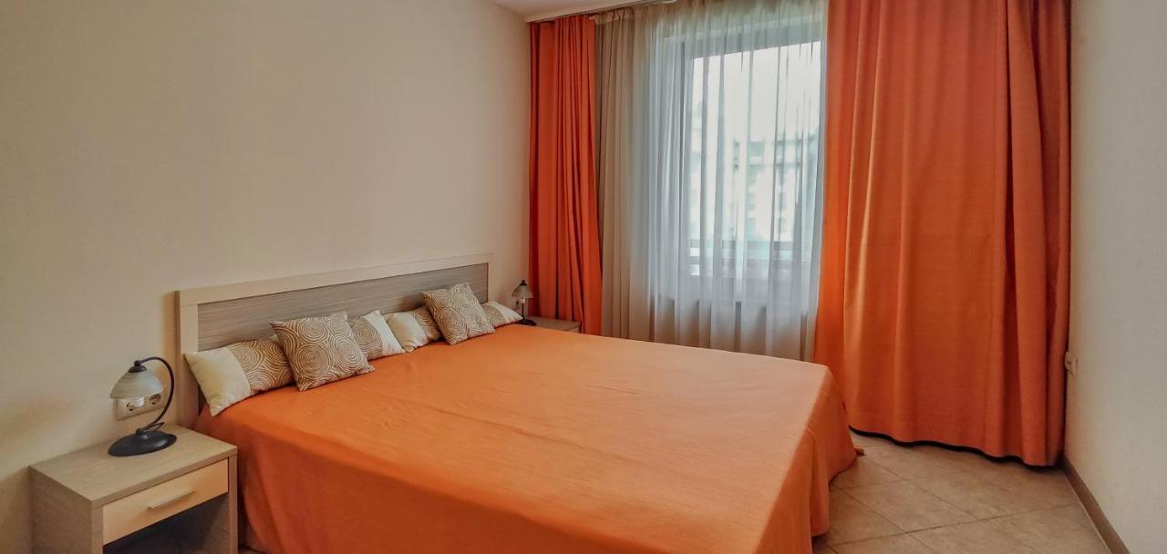 Royal Sun Apartments Pantai Sunny Luaran gambar