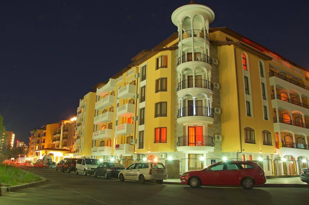 Royal Sun Apartments Pantai Sunny Luaran gambar