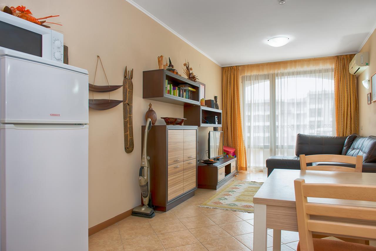 Royal Sun Apartments Pantai Sunny Luaran gambar